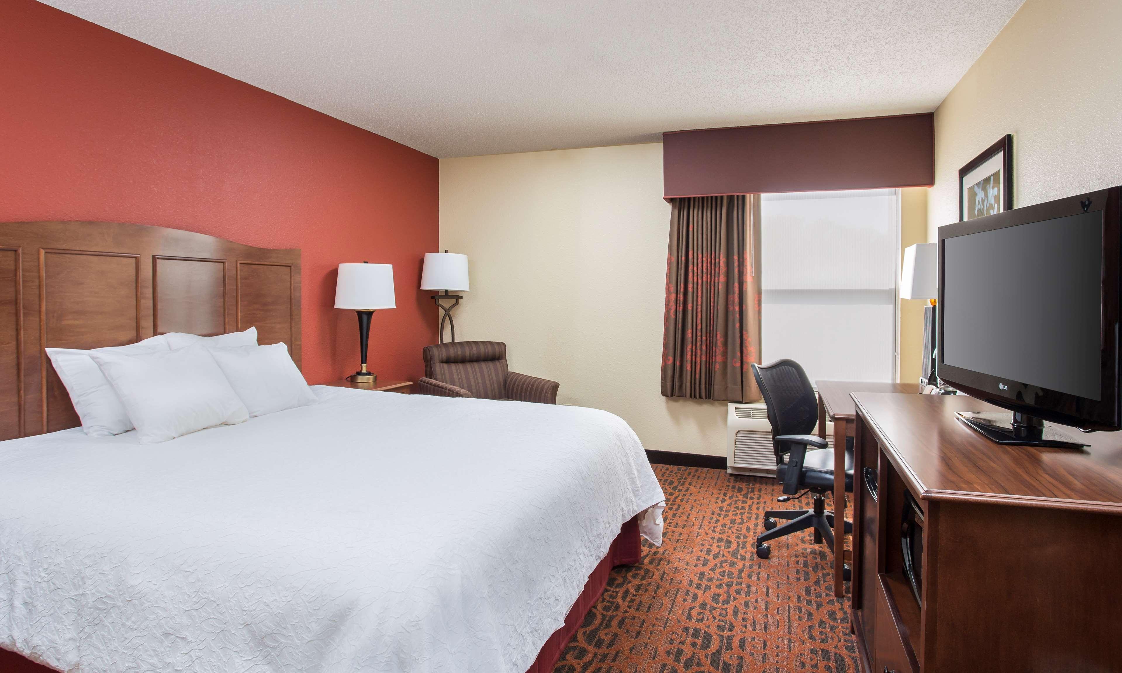 Hotel Hampton Shawnee