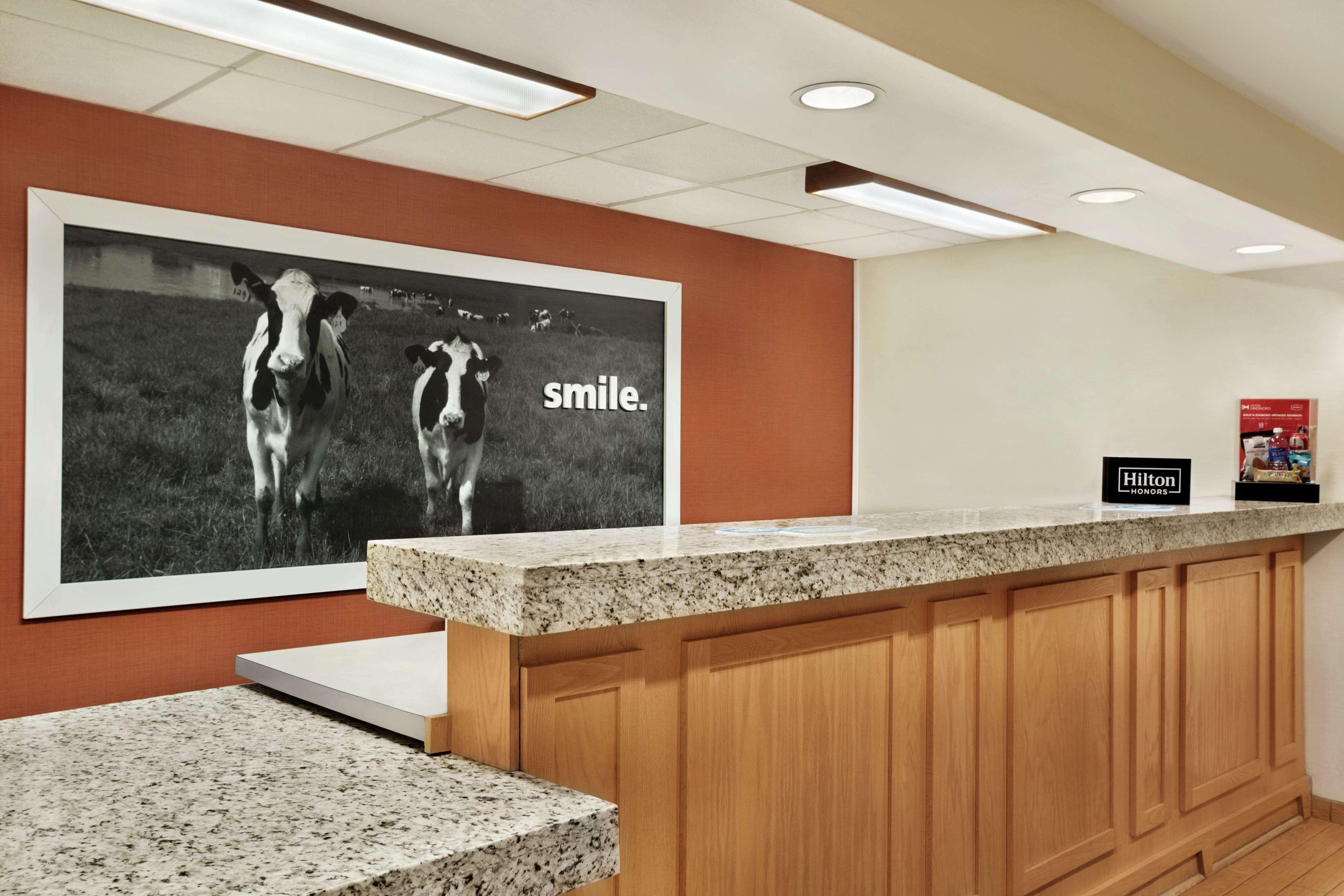 Hotel Hampton Shawnee